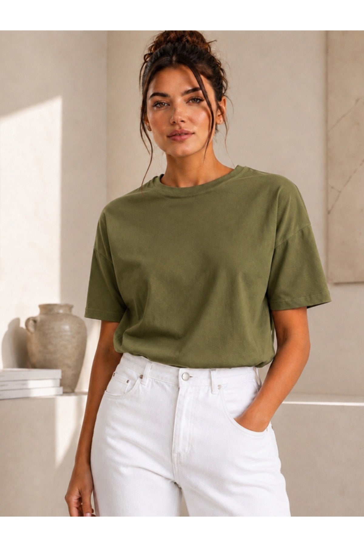Kadın Siyah Basic T-Shirt - Basic Rahat Kesim Bisiklet Yaka Pamuklu Tişört